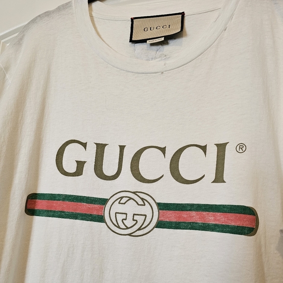 Authentic Gucci Oversized Weathered T-Shirt - Picture 2 of 11